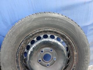 bontott VW GOLF VI Acélfelni Szett Gumival