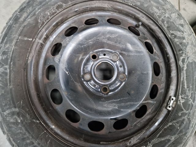 bontott VW GOLF VI Acélfelni Szett Gumival