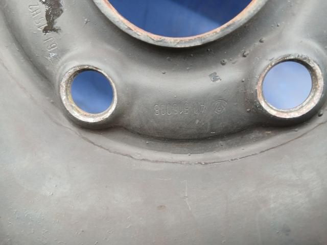 bontott VW GOLF VI Acélfelni Szett Gumival