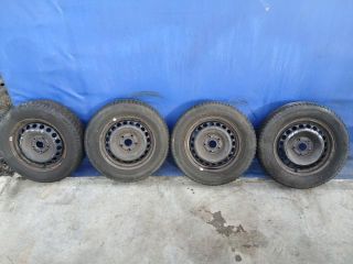 bontott VW GOLF VI Acélfelni Szett Gumival