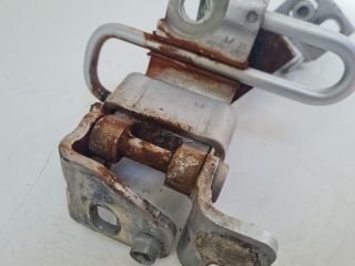 bontott VW GOLF VI Ajtó Zsanér (Pozíciófüggetlen)