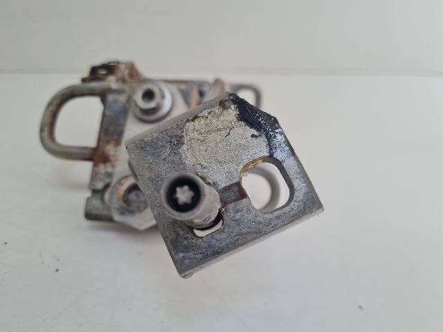 bontott VW GOLF VI Ajtó Zsanér (Pozíciófüggetlen)