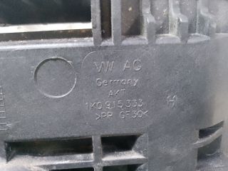 bontott VW GOLF VI Akkumulátor Tartó