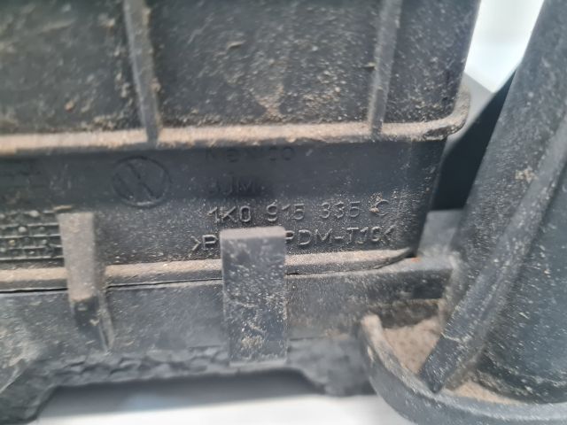 bontott VW GOLF VI Akkumulátor Tartó