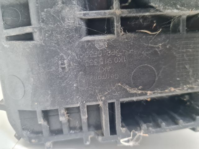 bontott VW GOLF VI Akkumulátor Tartó