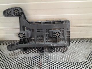 bontott VW GOLF VI Akkumulátor Tartó