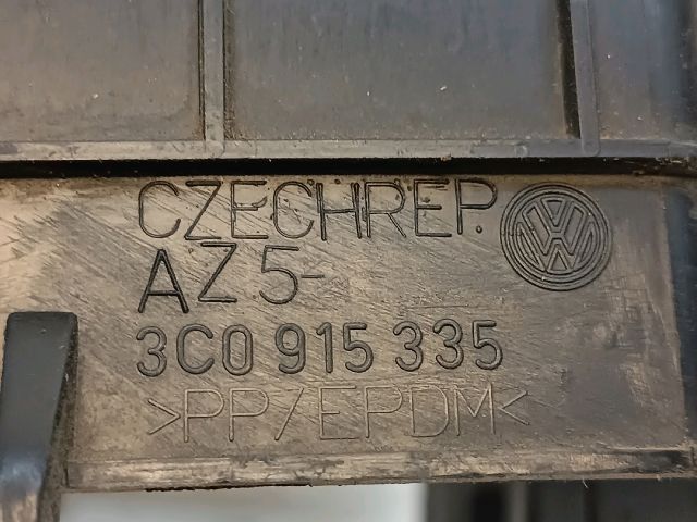 bontott VW GOLF VI Akkumulátor Védő Lemez