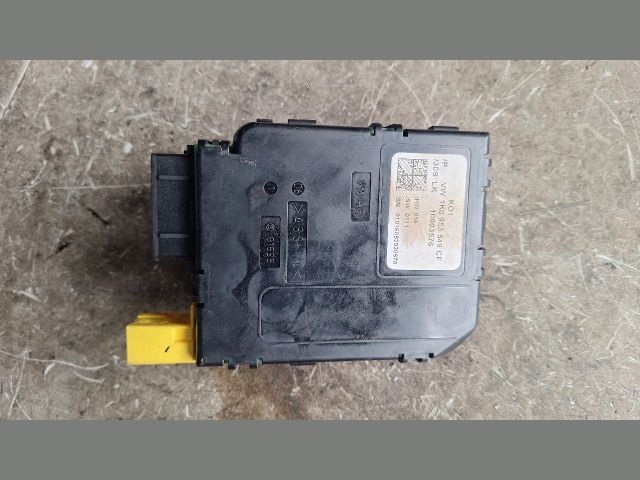 bontott VW GOLF VI Aktív Kormány Elektronika