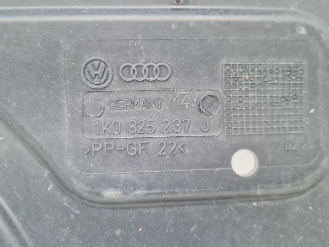 bontott VW GOLF VI Alsó Motorburkolat