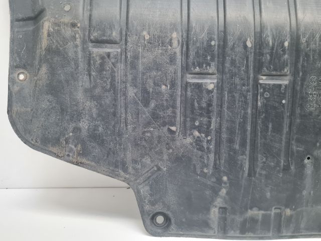 bontott VW GOLF VI Alsó Motorburkolat