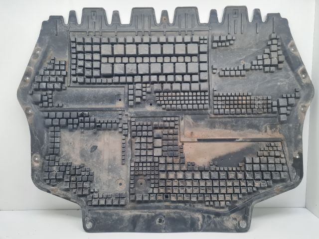 bontott VW GOLF VI Alsó Motorburkolat