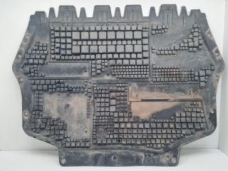 bontott VW GOLF VI Alsó Motorburkolat