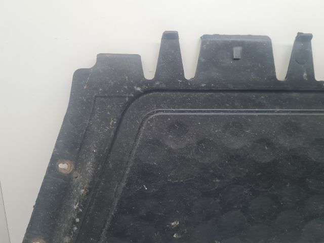 bontott VW GOLF VI Alsó Motorburkolat