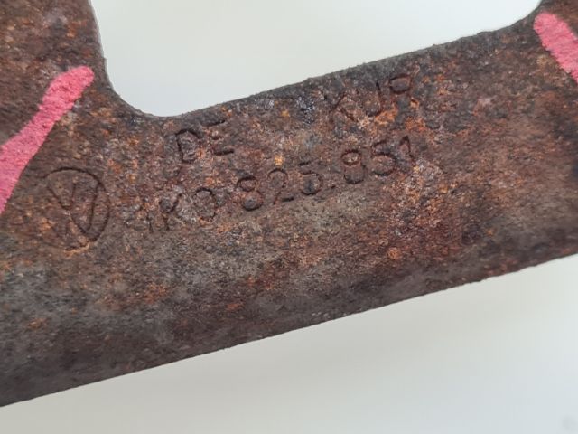 bontott VW GOLF VI Alsó Motorburkolat