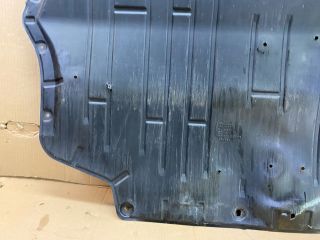 bontott VW GOLF VI Alsó Motorburkolat