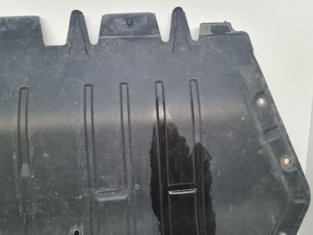 bontott VW GOLF VI Alsó Motorburkolat