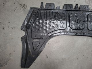 bontott VW GOLF VI Alsó Motorburkolat