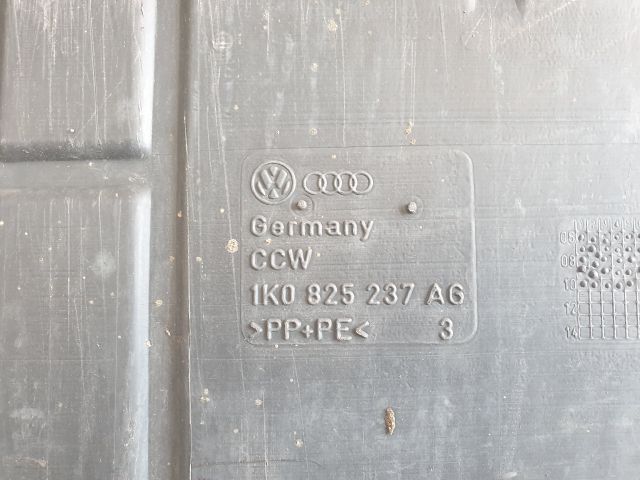 bontott VW GOLF VI Alsó Motorburkolat