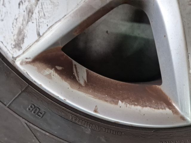 bontott VW GOLF VI Alufelni Szett Gumival