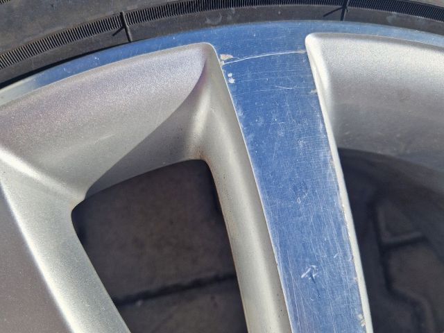 bontott VW GOLF VI Alufelni Szett Gumival