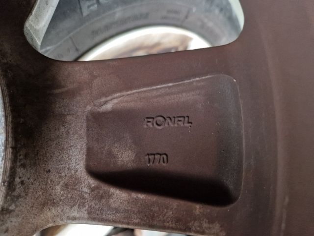 bontott VW GOLF VI Alufelni Szett Gumival