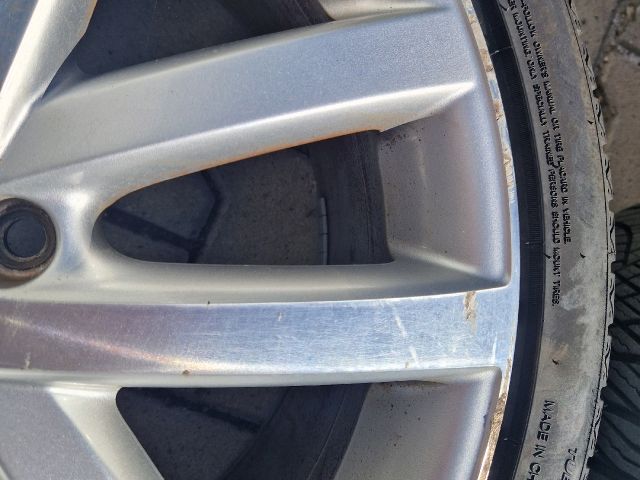 bontott VW GOLF VI Alufelni Szett Gumival