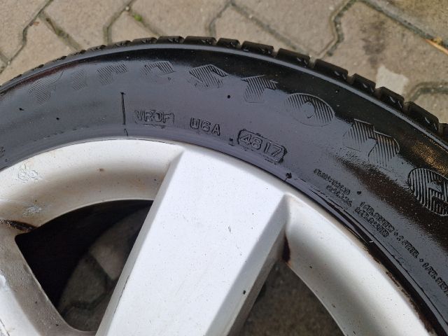 bontott VW GOLF VI Alufelni Szett Gumival