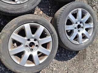 bontott VW GOLF VI Alufelni Szett Gumival