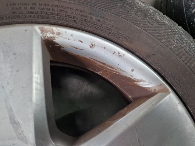 bontott VW GOLF VI Alufelni Szett Gumival