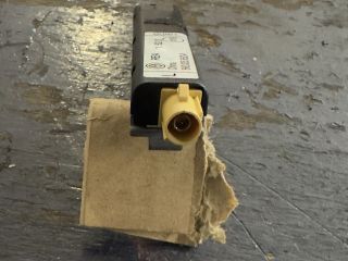 bontott VW GOLF VI Antenna Erősítő