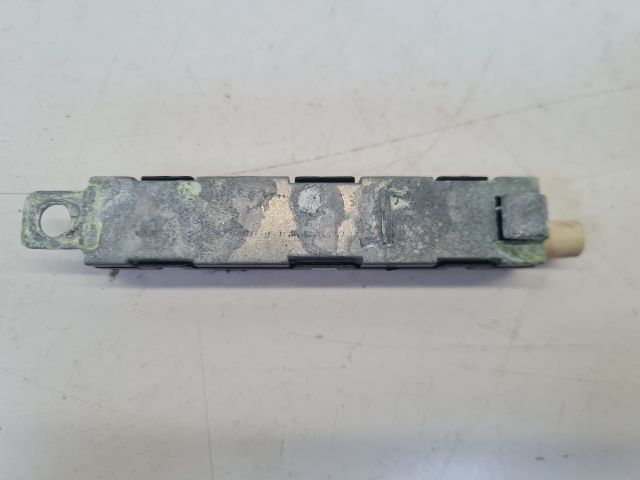 bontott VW GOLF VI Antenna Erősítő