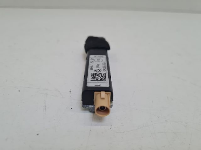 bontott VW GOLF VI Antenna Erősítő