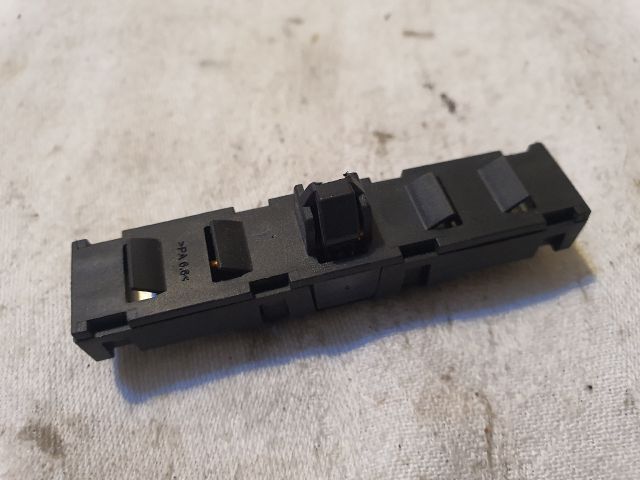 bontott VW GOLF VI Antenna Erősítő