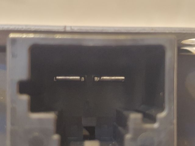 bontott VW GOLF VI Antenna Erősítő