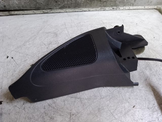 bontott VW GOLF VI Bal A Oszlop Hangszóró Burkolat