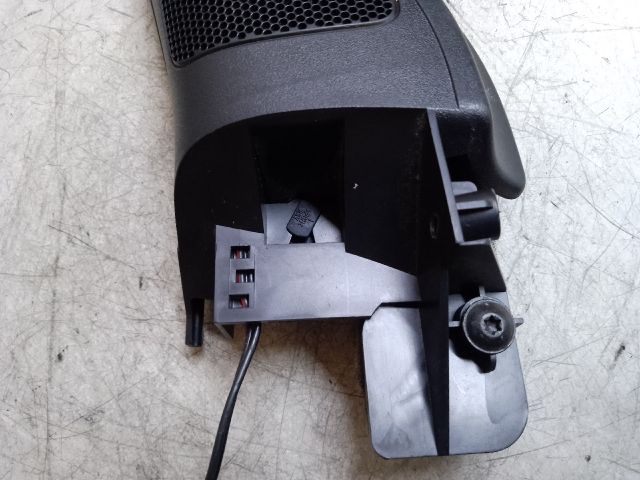 bontott VW GOLF VI Bal A Oszlop Hangszóró Burkolat