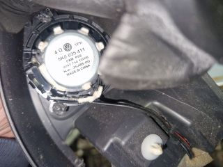 bontott VW GOLF VI Bal A Oszlop Hangszóró