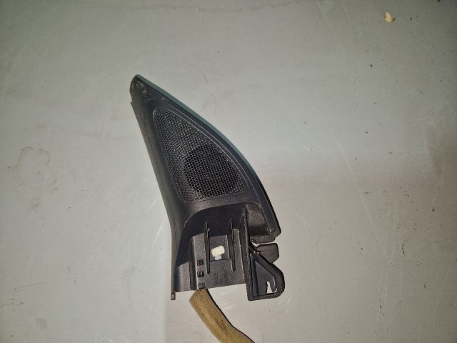 bontott VW GOLF VI Bal A Oszlop Hangszóró