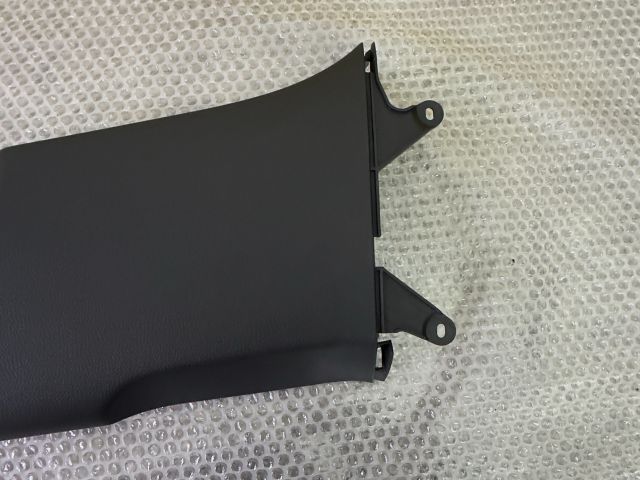 bontott VW GOLF VI Bal B Oszlop Burkolat