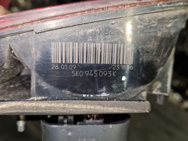 bontott VW GOLF VI Bal Belső Hátsó Lámpa