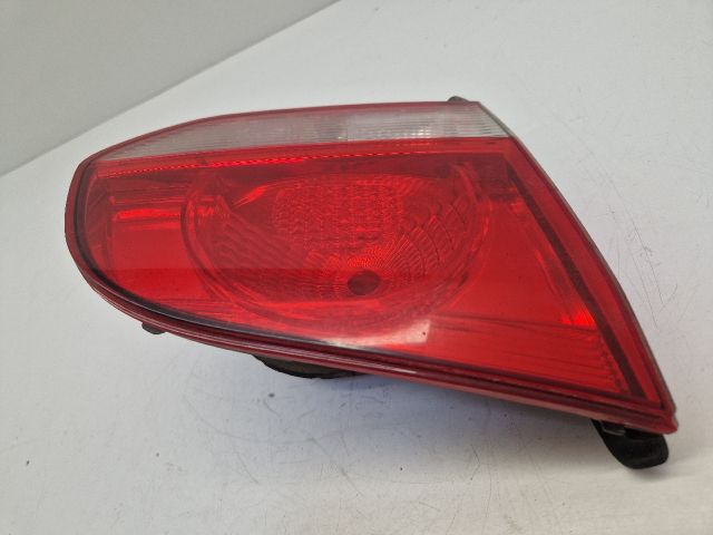 bontott VW GOLF VI Bal Belső Hátsó Lámpa