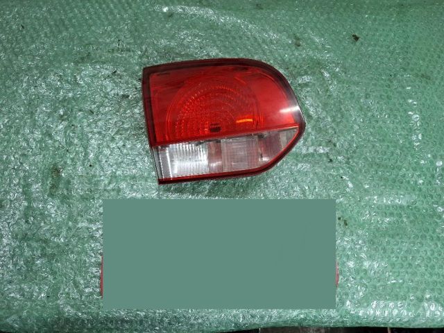 bontott VW GOLF VI Bal Belső Hátsó Lámpa