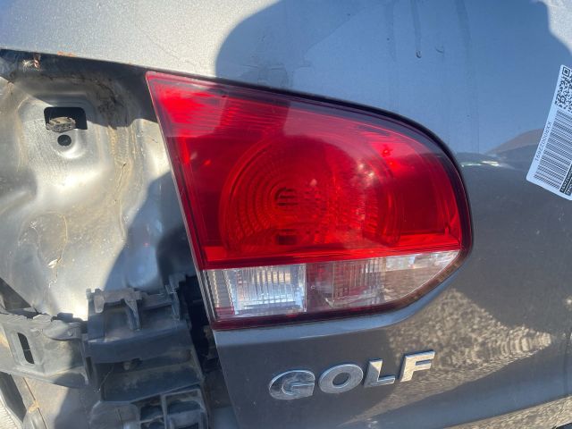 bontott VW GOLF VI Bal Belső Hátsó Lámpa