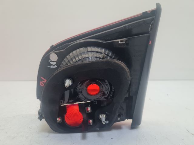 bontott VW GOLF VI Bal Belső Hátsó Lámpa