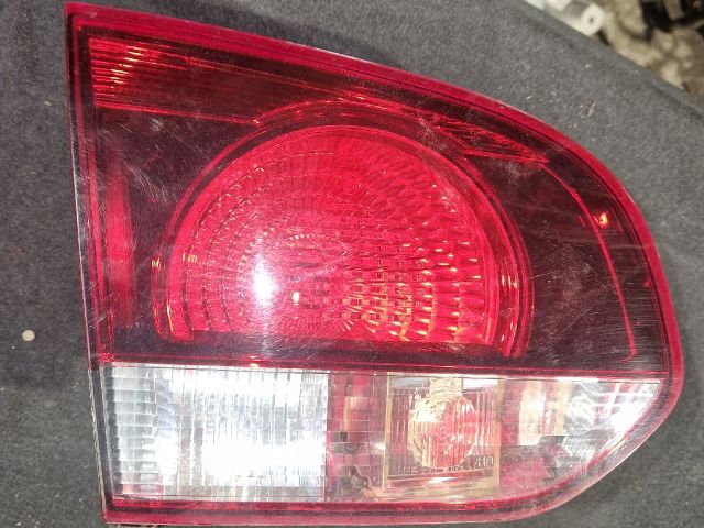 bontott VW GOLF VI Bal Belső Hátsó Lámpa