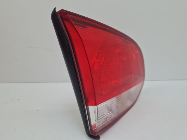 bontott VW GOLF VI Bal Belső Hátsó Lámpa