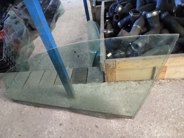 bontott VW GOLF VI Bal első Ablak