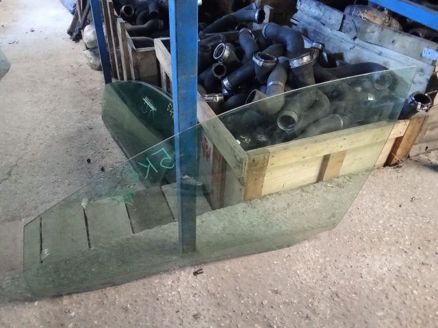 bontott VW GOLF VI Bal első Ablak