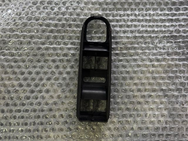 bontott VW GOLF VI Bal első Ablakemelő Kapcsoló Keret