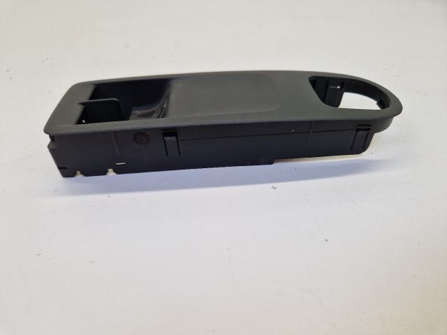 bontott VW GOLF VI Bal első Ablakemelő Kapcsoló Keret